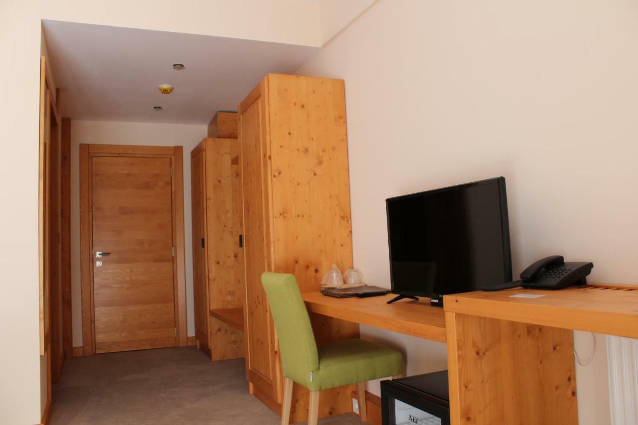 Monte Cervo Bio Hotel & Spa Covasna Exterior photo
